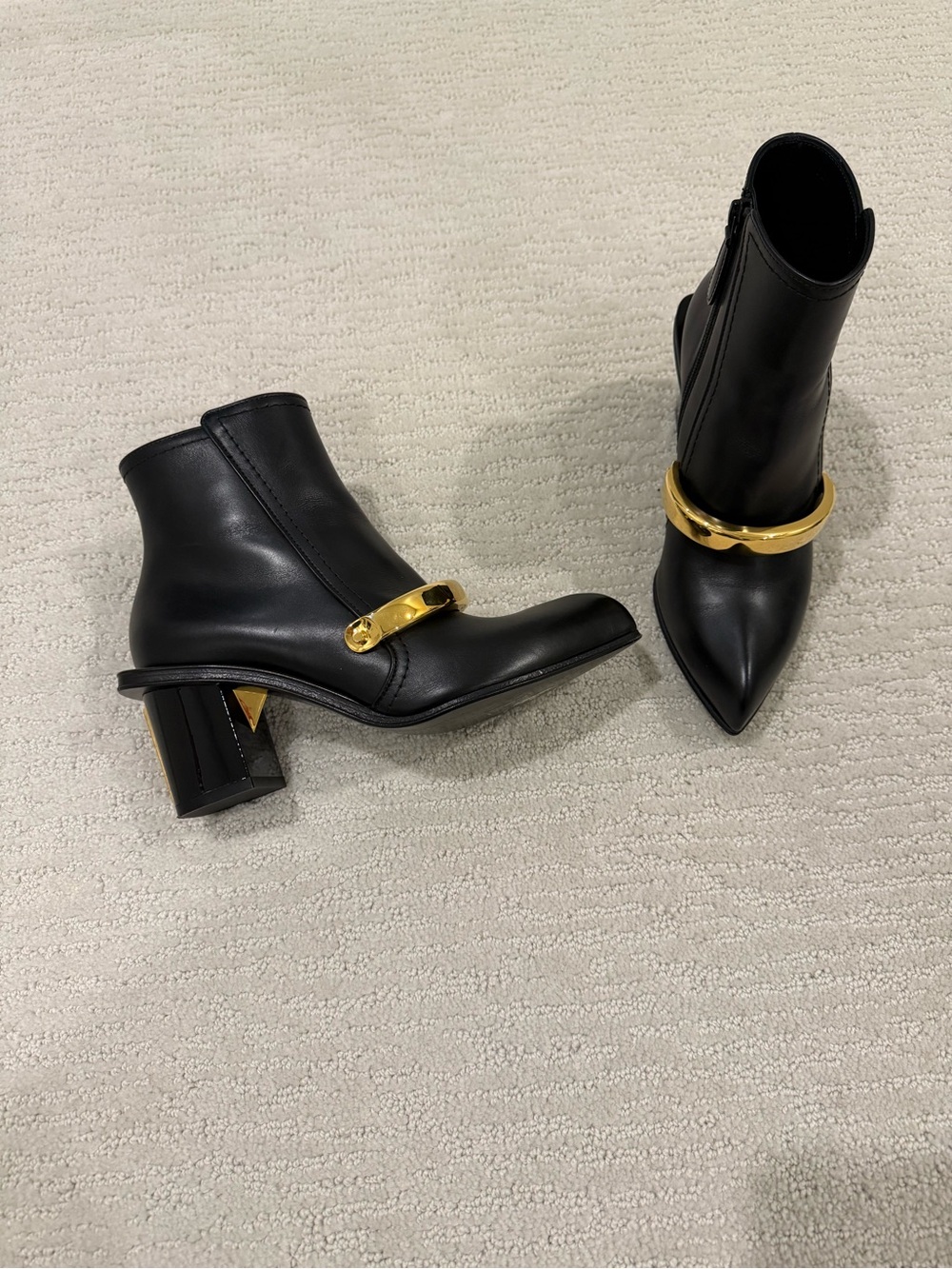 Alexander McQueen Peak Ankle Boot $1,350 36 1/2